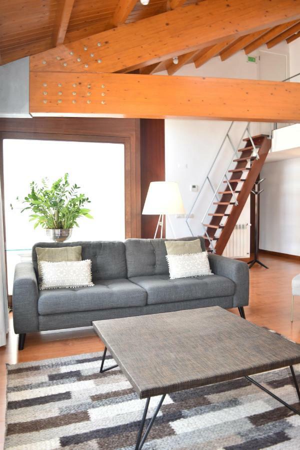 Architect-Designed Loft In A Historic Hilltop Neighborhood Lisbon Exterior photo