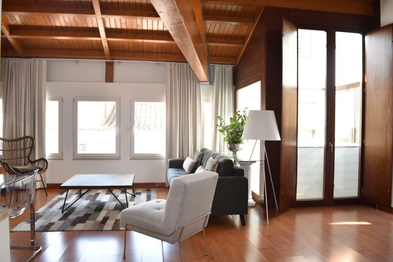 Architect-Designed Loft In A Historic Hilltop Neighborhood Lisbon Exterior photo